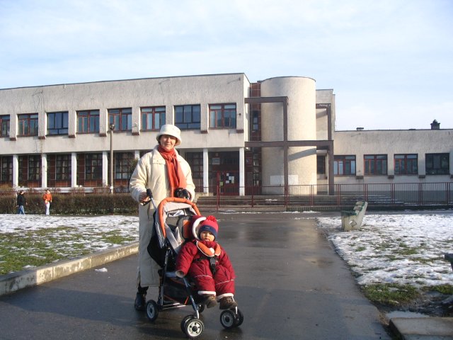 Szkoła czeka, wzywa z daleka